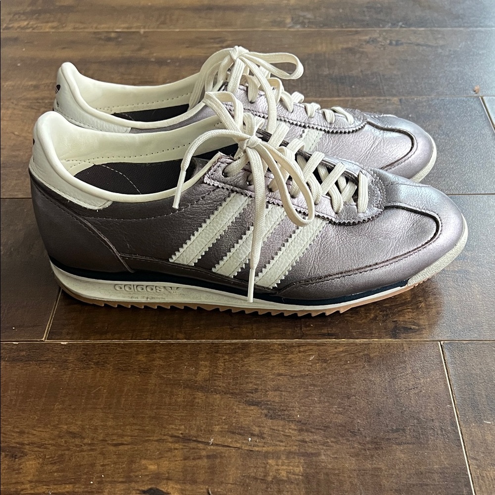 Adidas SL 72 OG women’s Metallic Gray Sneakers